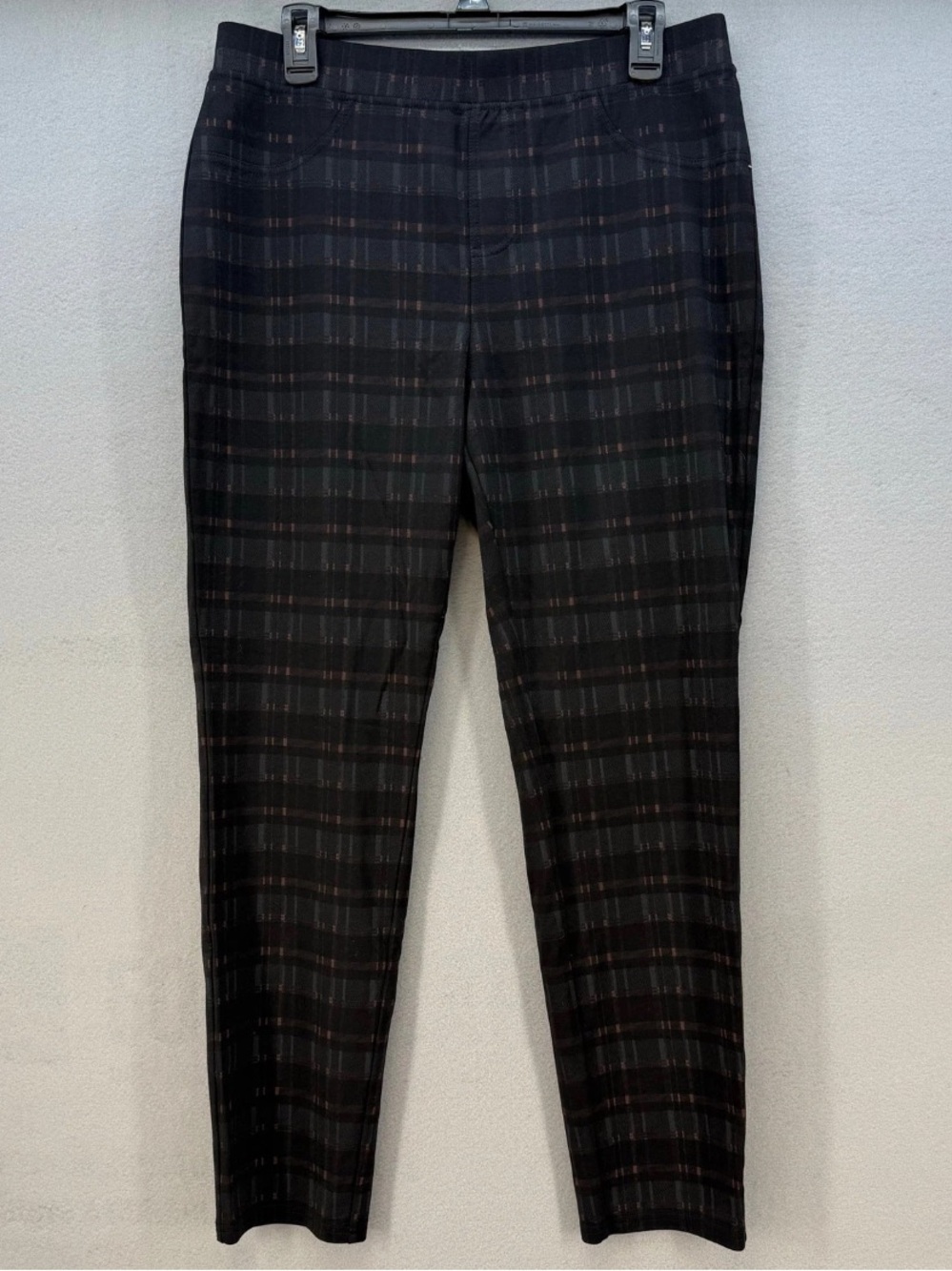 Women’s Garnet Hill Black Plaid Ankle Pants-size 8/29” inseam